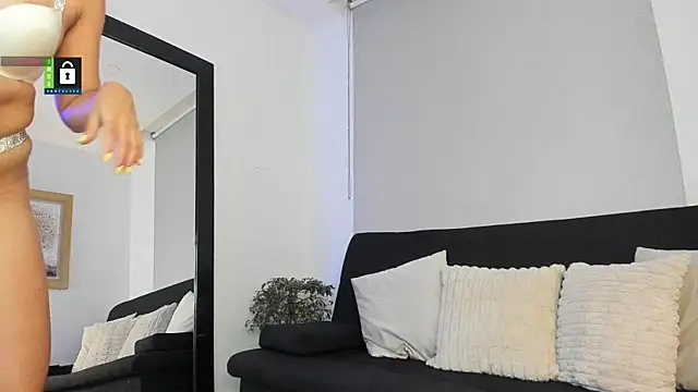 antonella_dom1 Chat XXX live