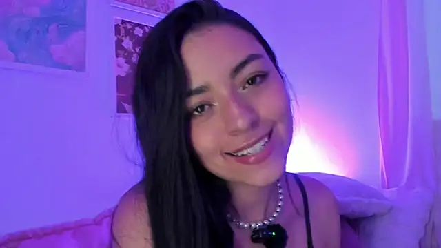 Онлайн чат XXX canelleGarces