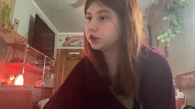 EmmaLovelyBB 网络视讯表演