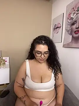 AlmaraRouge Chat XXX live