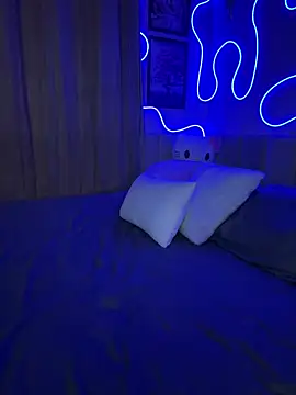 Chat +18 de vivicortez ao vivo