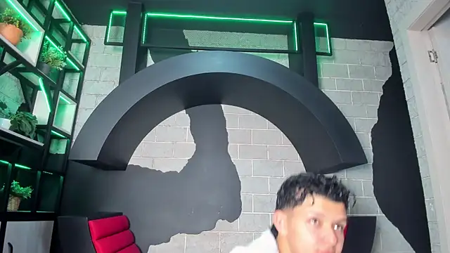 TiagoRussh Webcam Show