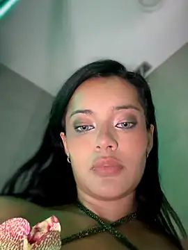 Risky_Workouts élő XXX-chatje