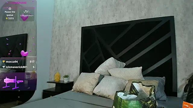 Chat +18 de Hillary_myerss_ ao vivo