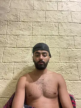 عرض كام Arabic_male07