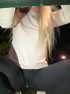 Онлайн чат XXX AlyssaFoxx_