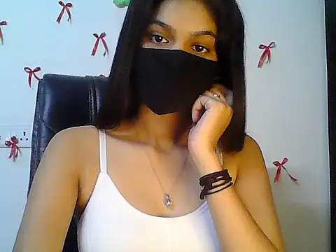 Hot_Deepansi02 élő XXX-chatje