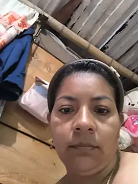 Tamaraxxx_hot Adlı Modelin Canlı XXX Sohbeti