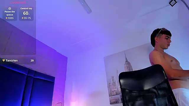 Онлайн чат XXX EthanSantori
