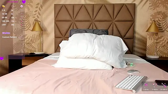 Scarleett_22 Chat XXX live