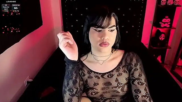 DarkAndTenderGirl webkamerás műsora