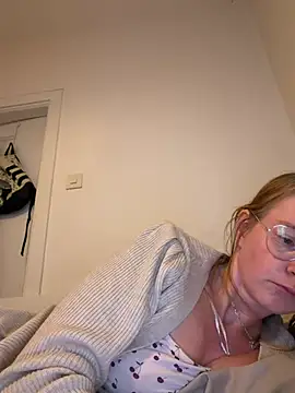jannis1992 live XXX chat