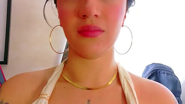 Chat +18 de EmmyEvans1 ao vivo