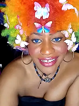 AmazonianMistress élő XXX-chatje