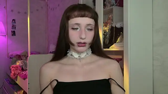 MiraJades' Live XXX Chat