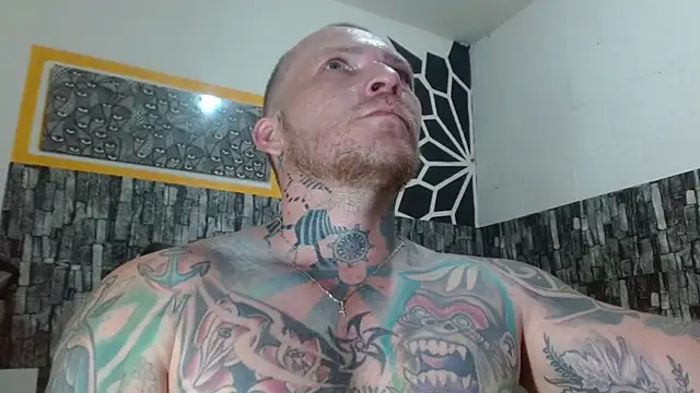 Pokazy przed kamerką – stripnolimits