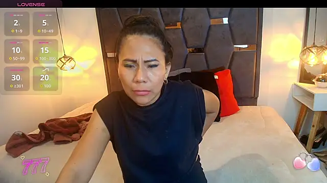 Chat XXX en directo de Keyla_Brunette_