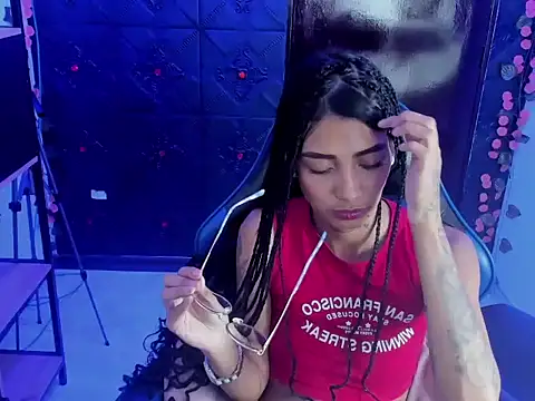 Živý XXX chat KarlaSlutSkinny__