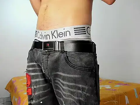 monky_0002 webcam show
