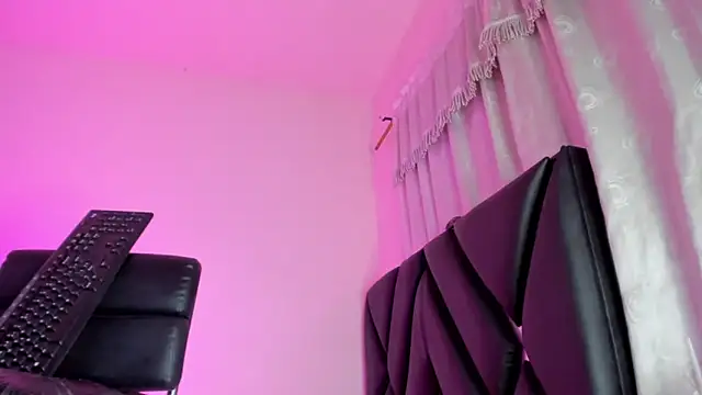 Онлайн чат XXX stephany_doll_
