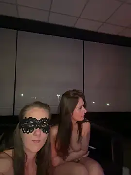 AtomicAngie webcam show