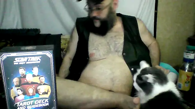 BriTheTopBear's Live XXX Chat