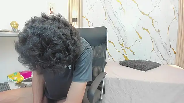 Show de Zayn_Fox32 na webcam