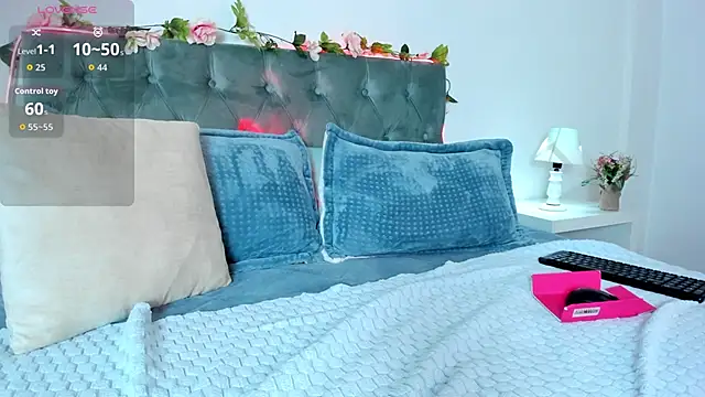 Cat__Moon__ – Naživo XXX chat