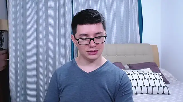 BlackFoXXX69 Live XXX-Chat