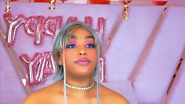 Czat XXX na żywo – TiannahGlow