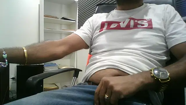 hotuncut1 webcam show
