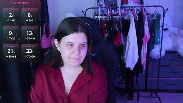 AmyVibess: онлайн-секс-чат