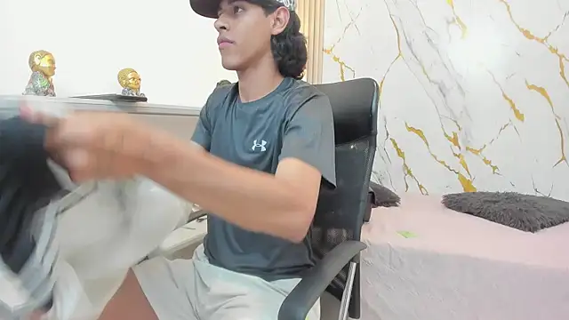 Chat XXX en directo de Zayn_Fox32