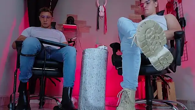 Živý XXX chat AngeloandEdward