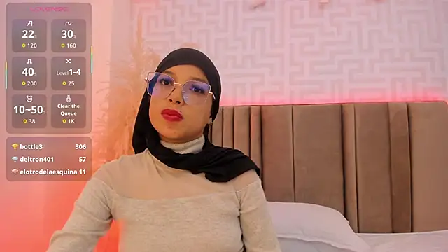 Chat +18 de naishaa_ ao vivo