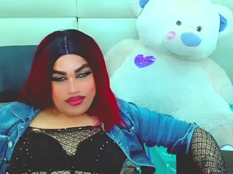 Show modela NharaBigCock na web-kameri