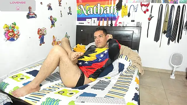 nathannathaniel 即時 XXX 聊天