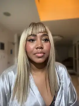 دردشة AngelaRoberts الجنسية المباشرة