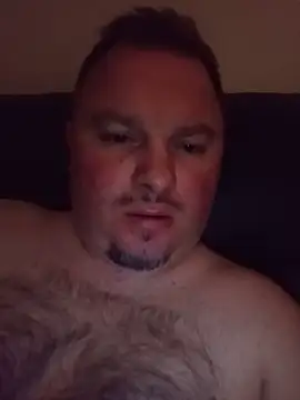 Show modela JayGirthy36 na web-kameri