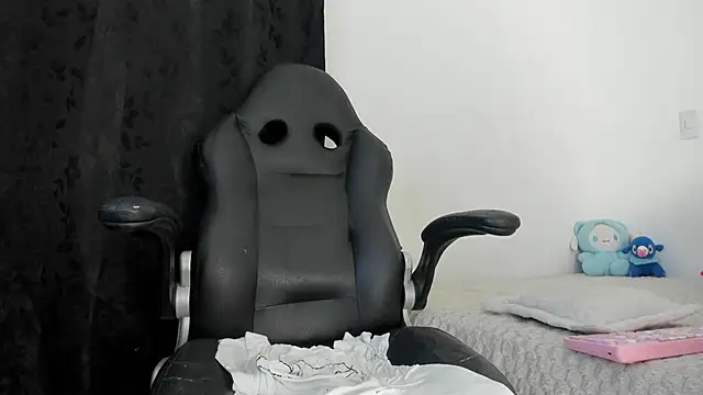 Chat +18 de finn_jackson ao vivo