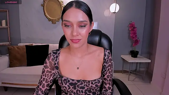 Chatroom XXX en direct de AmaliaCrus