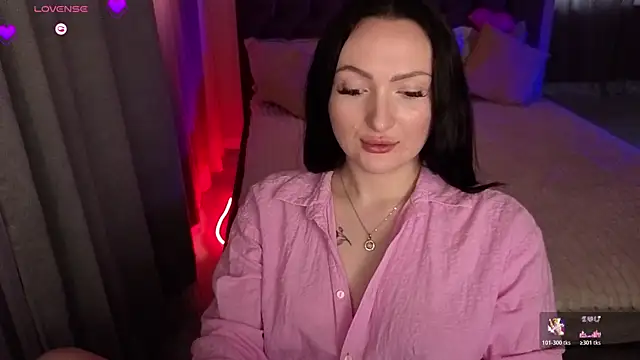 MizLouLou Live XXX-Chat