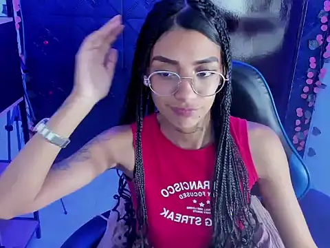 KarlaSlutSkinny__ Chat XXX live