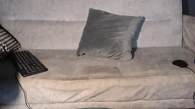 dirty_27cms élő XXX-chatje