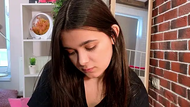 Онлайн чат XXX LuciKardos