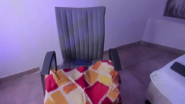 nahomyrusell live XXX chat