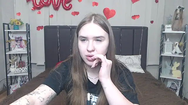 LauraHlot élő XXX-chatje