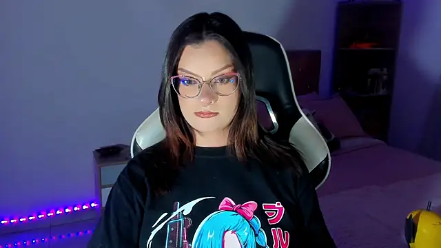 OphelianaRose33's Live XXX Chat