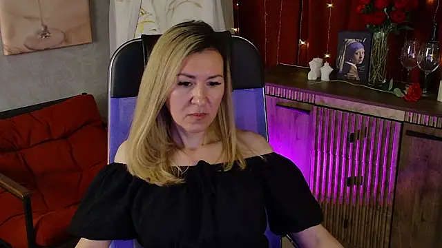 DonnaSmitth – Naživo XXX chat