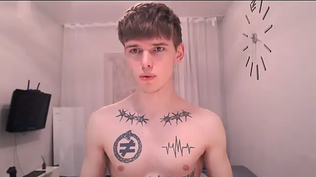 Show modela Fredd_Xanders na web-kameri